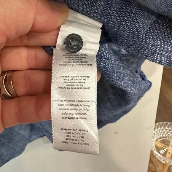 EUC Jachs New York Men's Blue Casual Button Down Shirt with tropical print - Picture 6 of 7